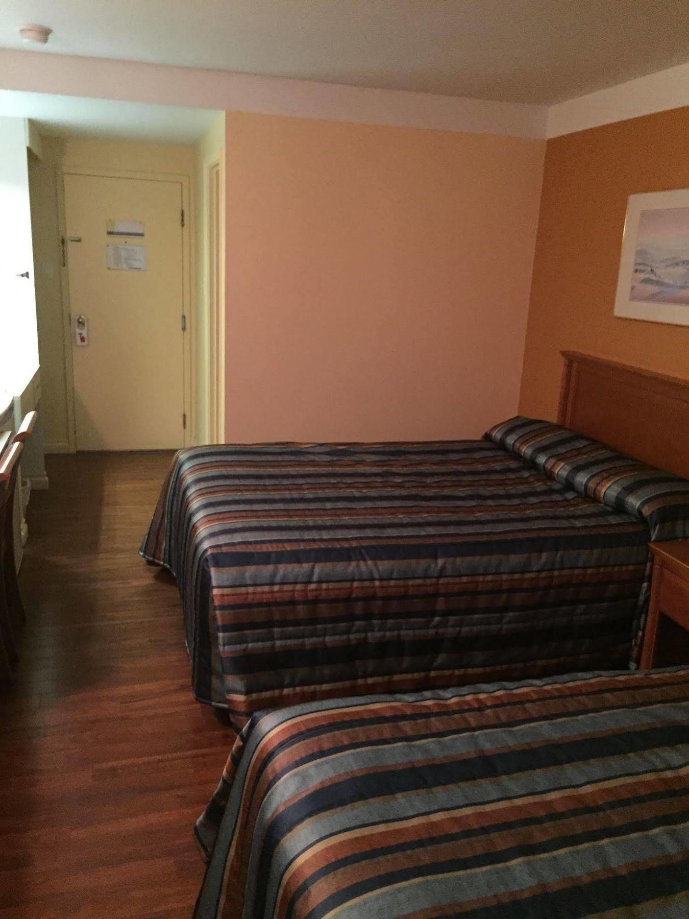 Hotel Motel Le Gite L'Ancienne-Lorette エクステリア 写真